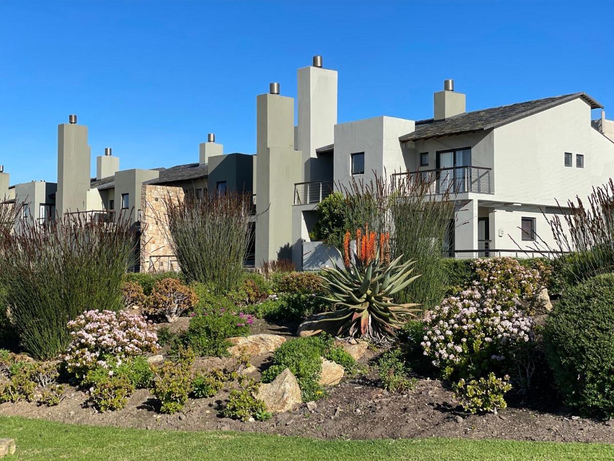 דירות ג'ורג' Oubaai Golf Estate מראה חיצוני תמונה
